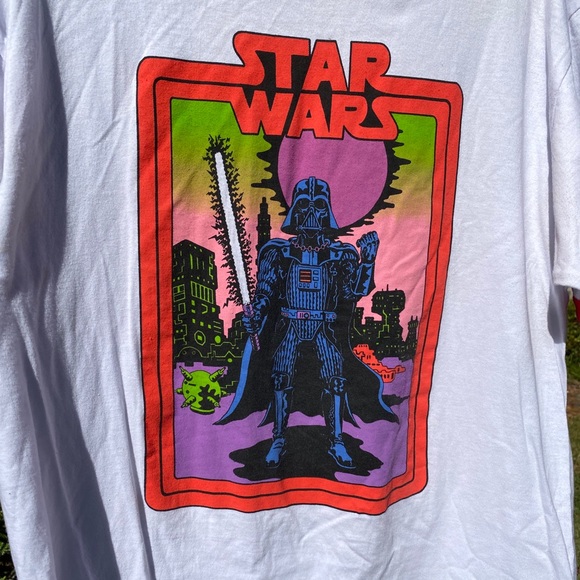 Star Wars Tee - Picture 2 of 4